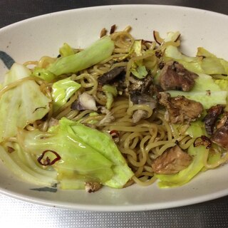 鯖の水煮で作る焼きそば(中華味)